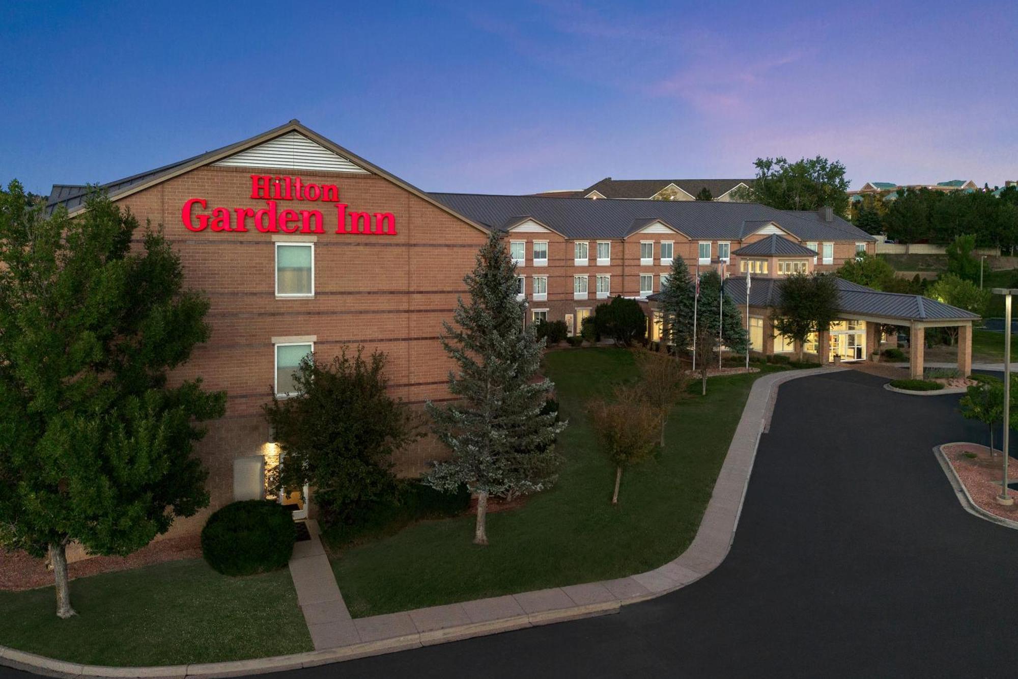 Hilton Garden Inn Colorado Springs North Exterior photo