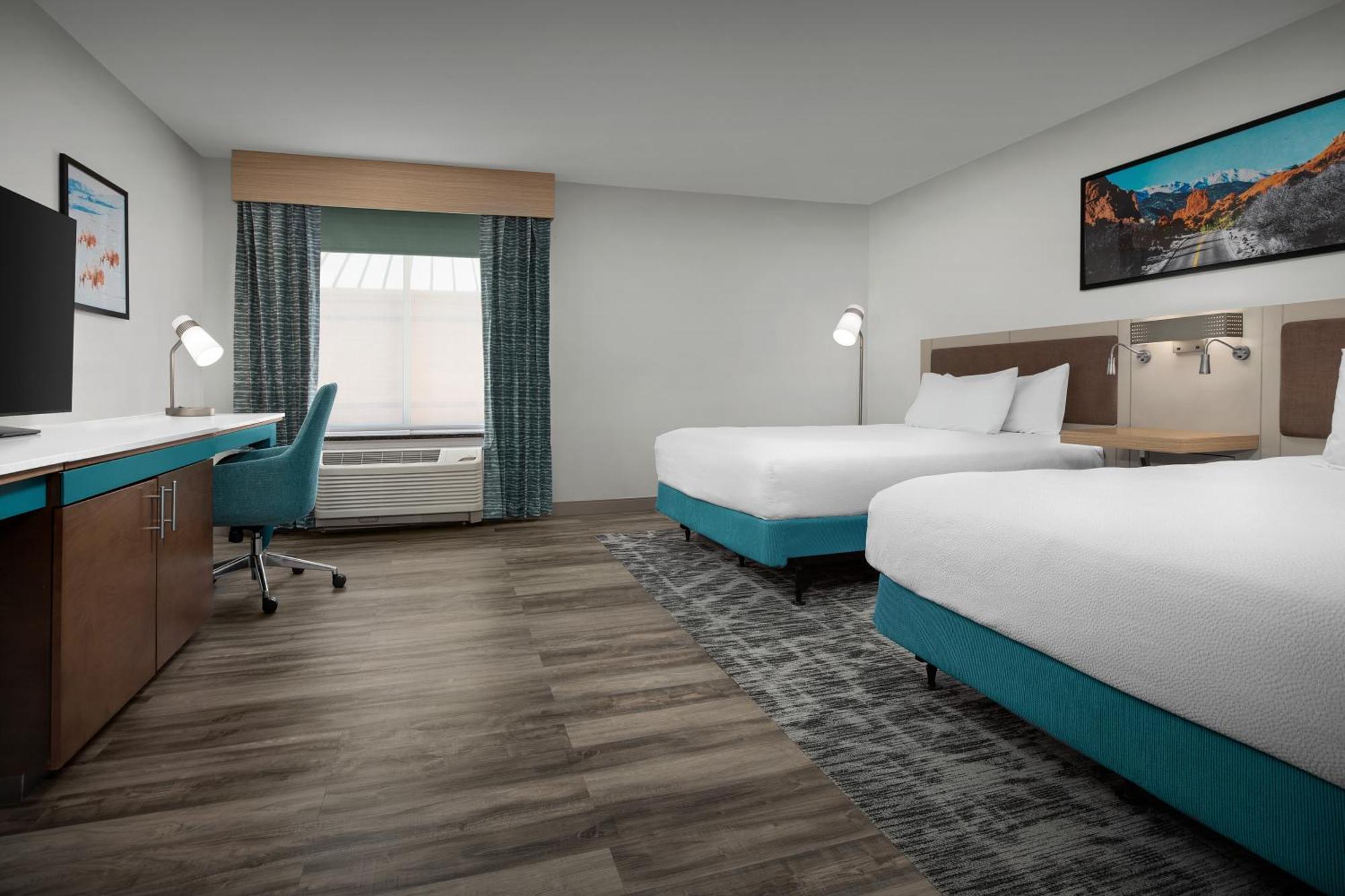 Hilton Garden Inn Colorado Springs North Exterior photo