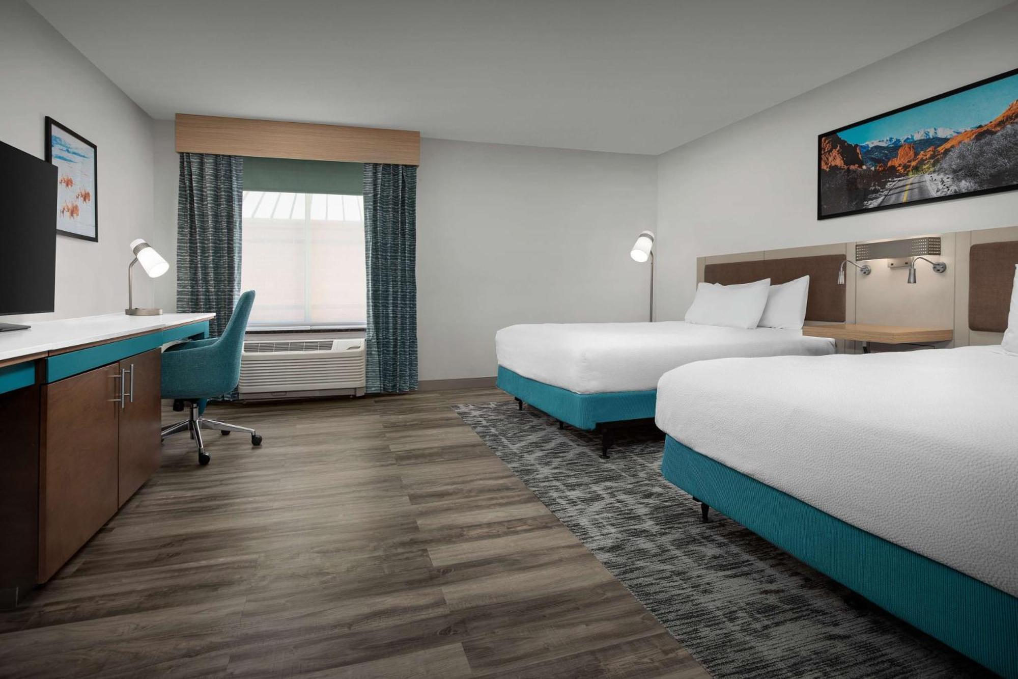 Hilton Garden Inn Colorado Springs North Exterior photo