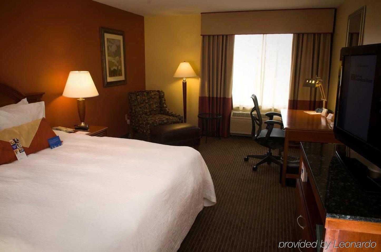 Hilton Garden Inn Colorado Springs North Room photo